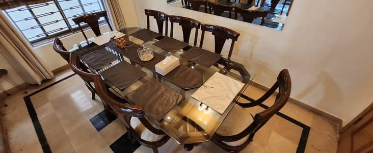08 Seater Dinning Table
