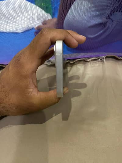 10by10 condetion  iphone 13 MDM