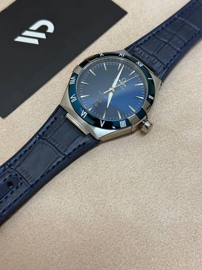 men watches available organial premium quality