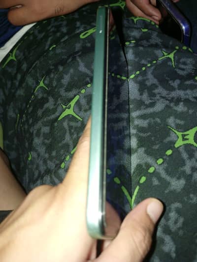 NEW MOBILE ONE HAND USE  URGENT SALE