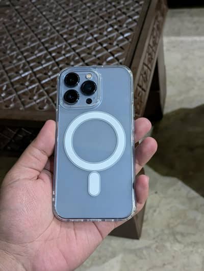 Iphone 13 Pro (Sim working)
