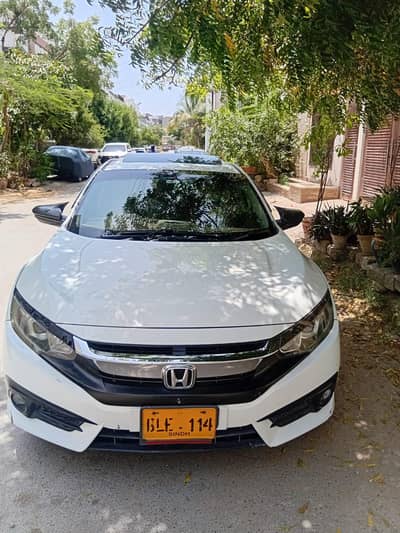 Honda civic 2017 UG top of the line model