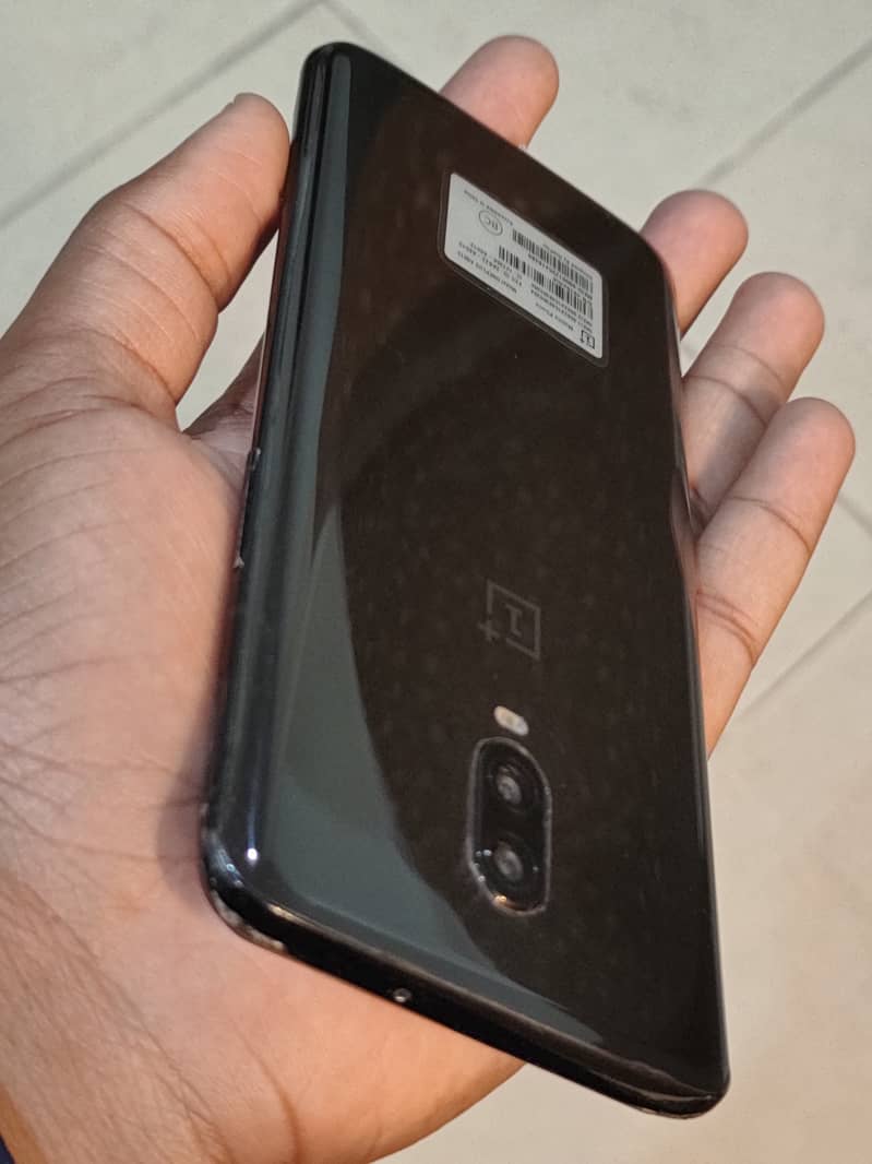 One Plus 6T 5