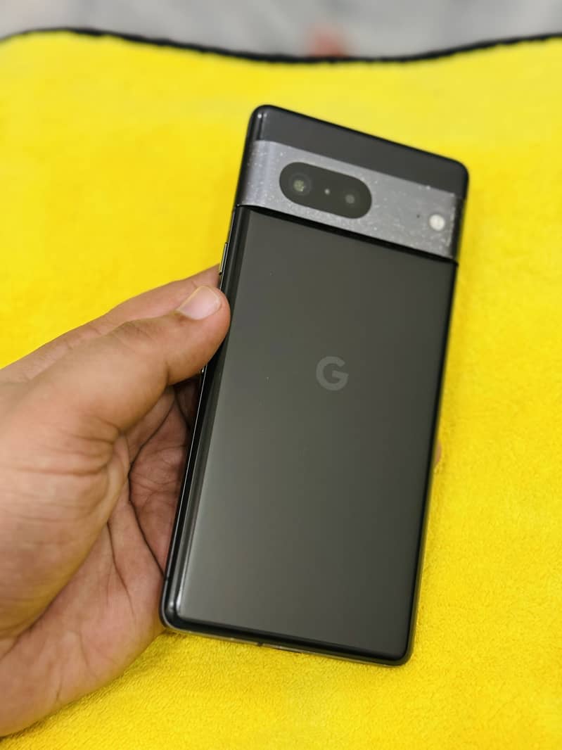 Google pixel 7 3