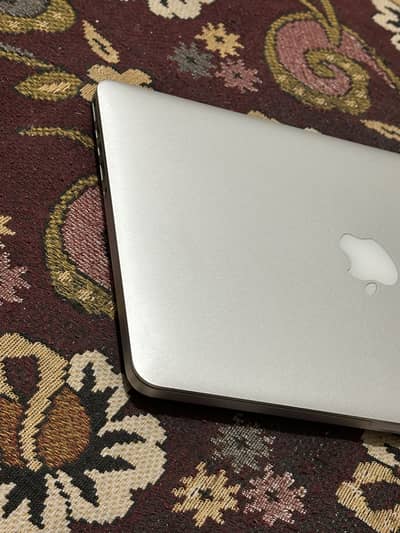 Apple MacBook Pro 2016 (16/500)