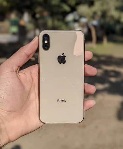 IPHONE XS 64GB  10/10condotion
