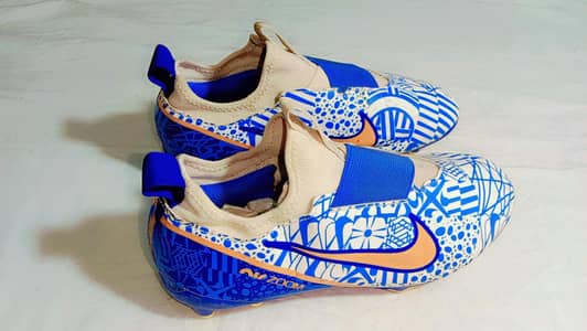 ORIGINAL FOOTBALL Shoes Nike Airzom mercurial  adidas predator puma