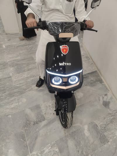 Metro M6 empower lithium