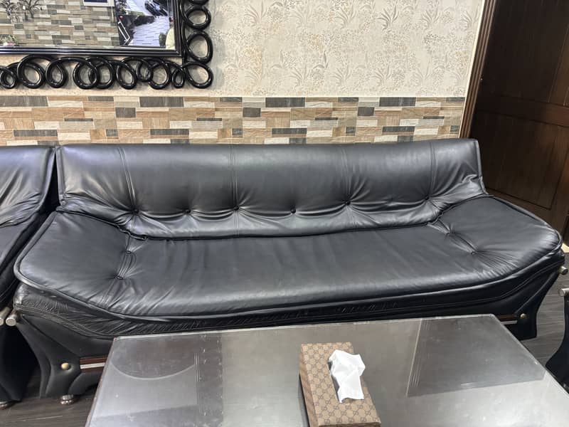 Sofa set with table 1