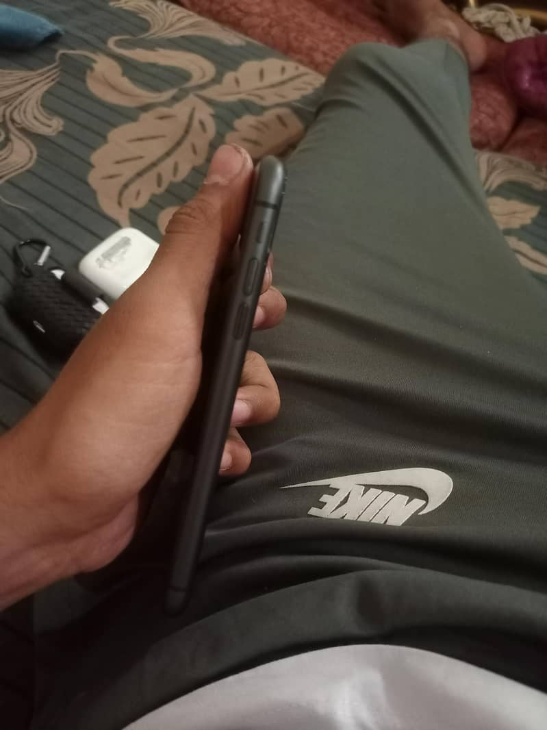 Iphone 11 3