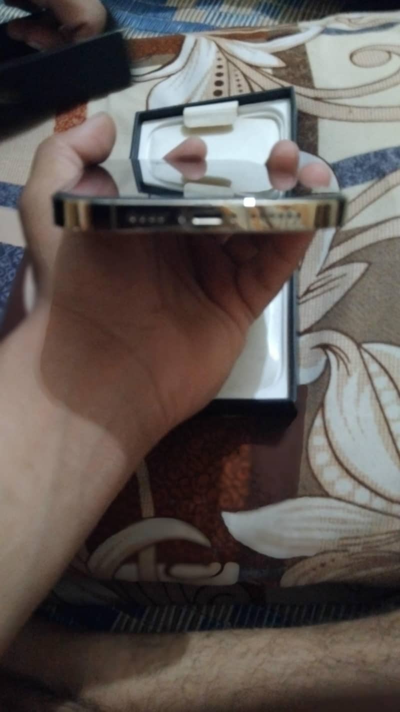 iphone 12 pro max 7