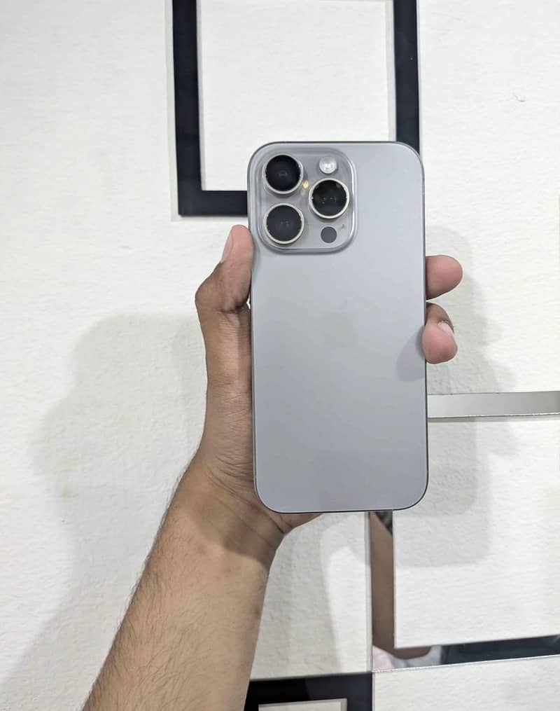 Iphone 15 pro 2