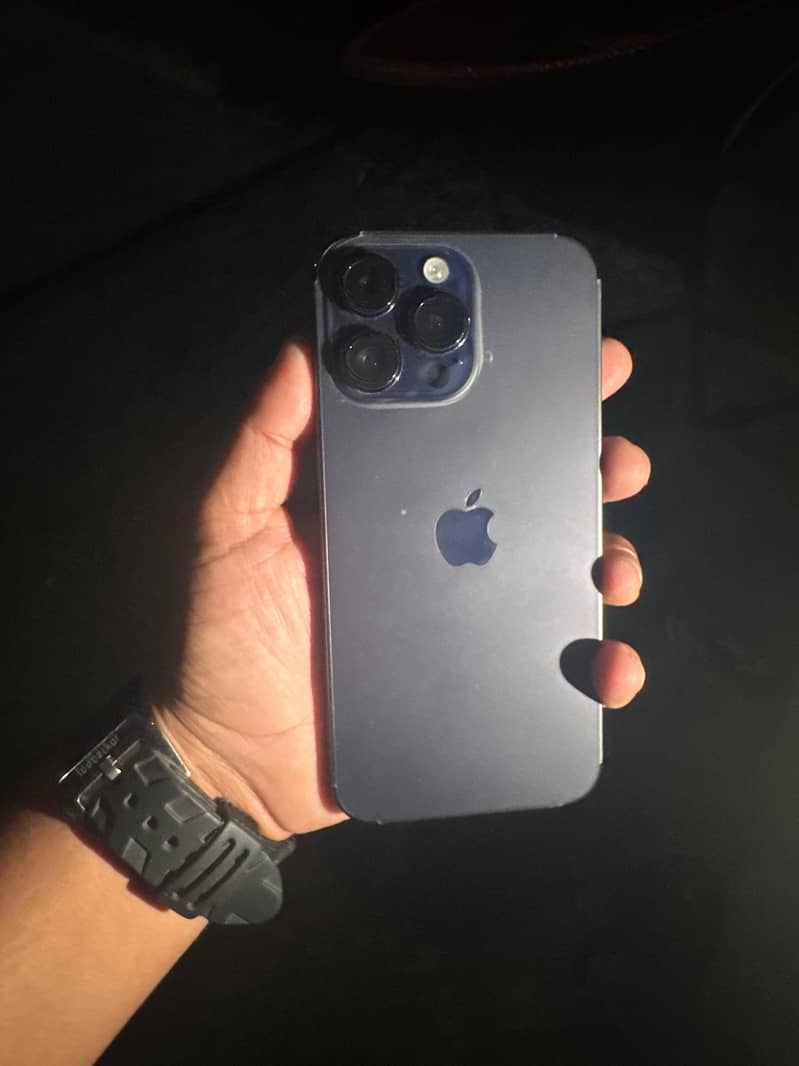 iphone 14 PM 0