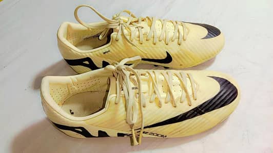 football shoes Nike phantom, airzom Adidas X puma ultra boost original