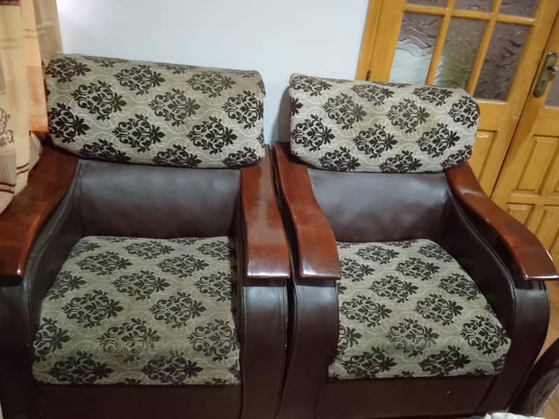 Sofa set 0