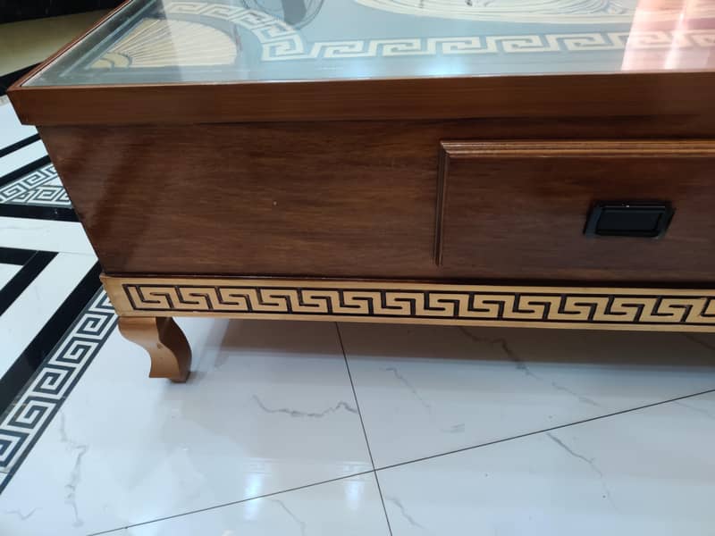 Dinning table 4