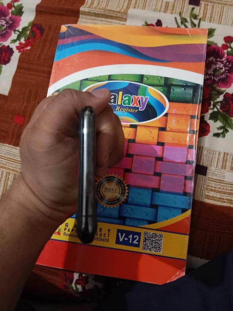 Iphone 11 pro max 6