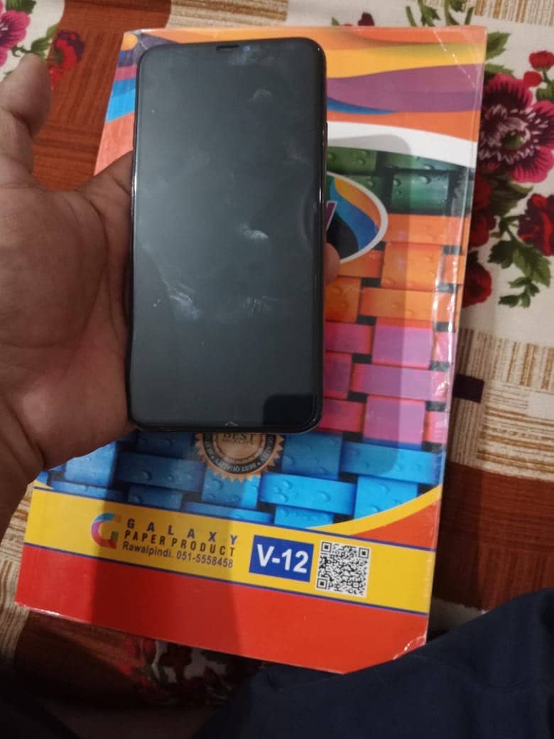 Iphone 11 pro max 8