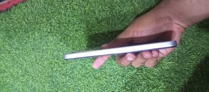 Tecno Spark 40c 4+2/128 Complete Saman