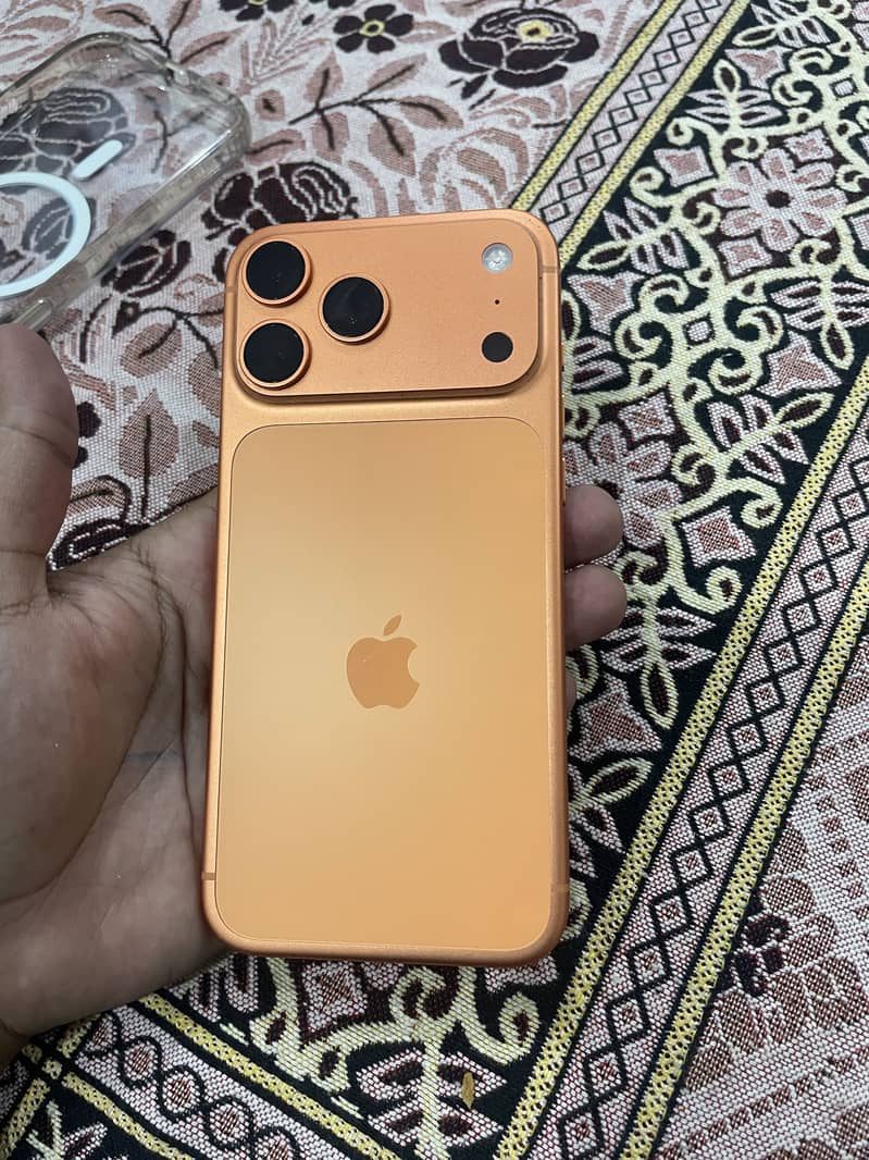Iphone 17 pro max 1