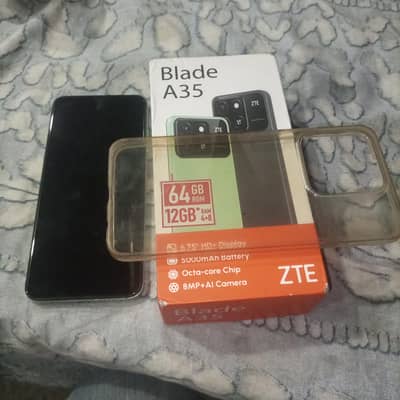 motrola blade A35 4+8 GB ram 64 GB rom