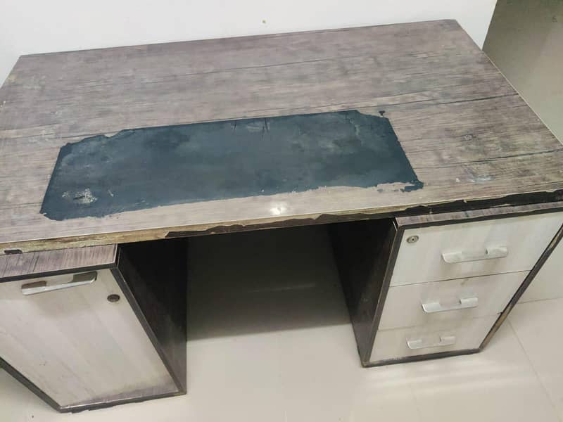 Office table 3