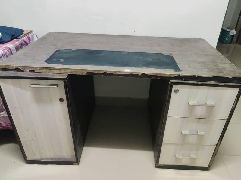 Office table 5