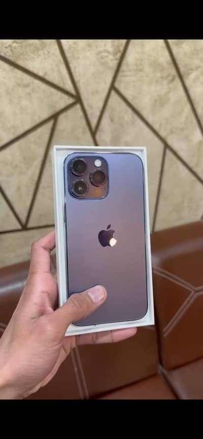 Iphone 14 pro deep purple color Factory unlock with box