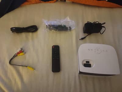 Portable Projector Nicpow