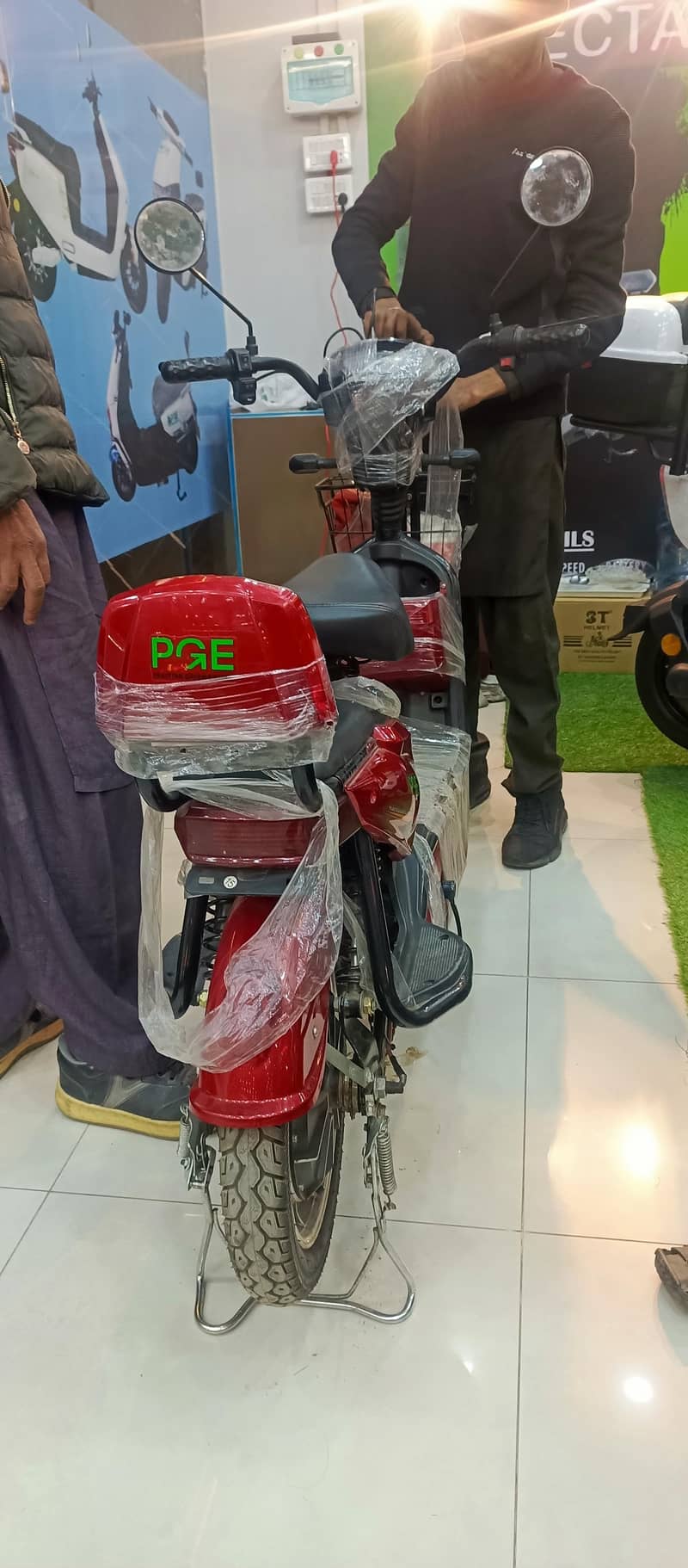 scooty 1