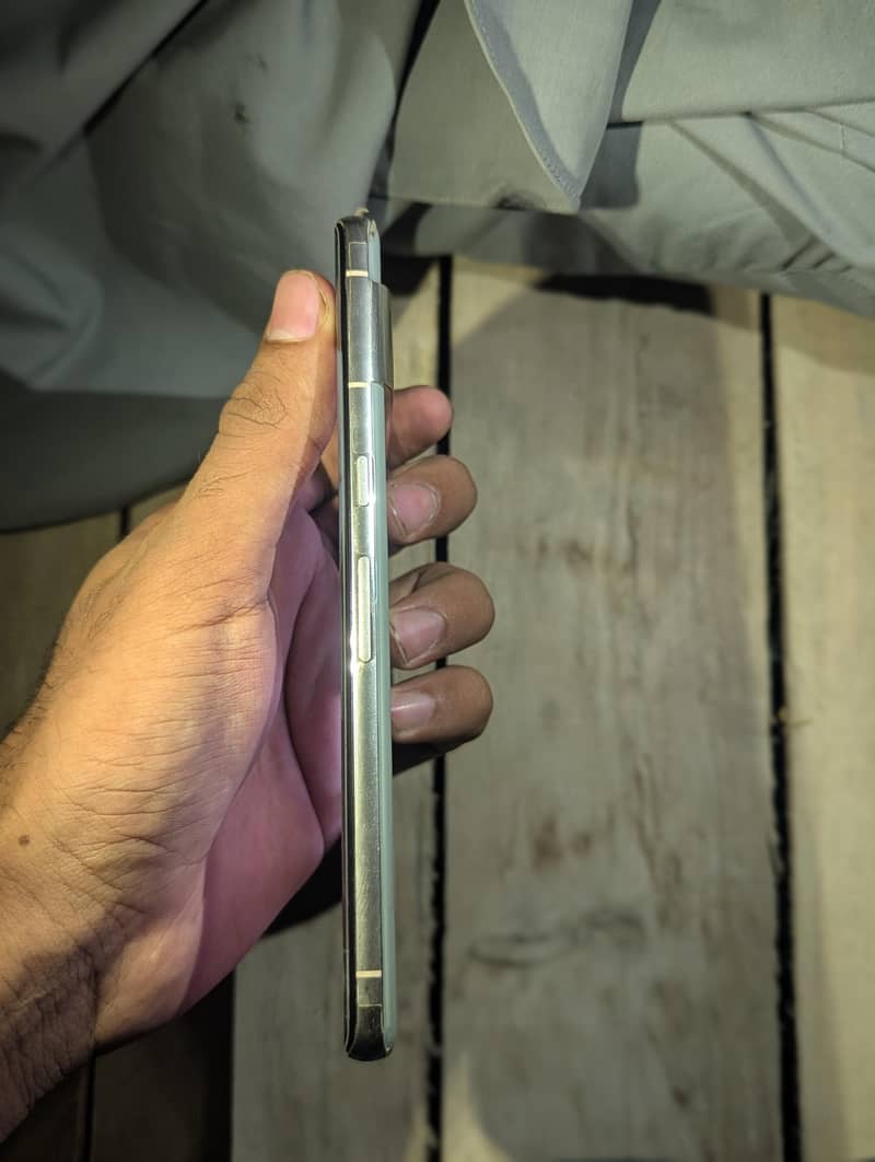 Google pixel 7 pro 5