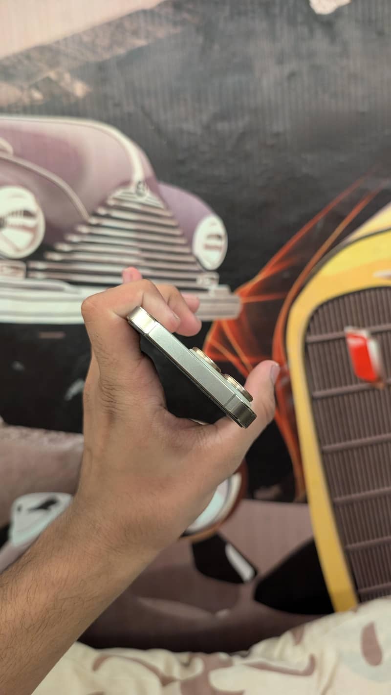 iphone 14PRO 2