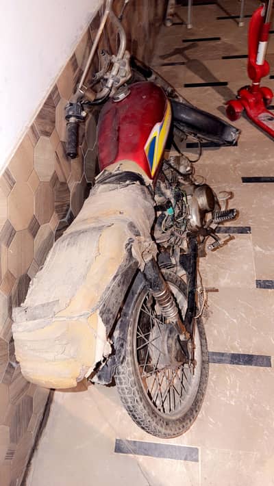 2009 model uique oo bike runing condition thora sa set hogi bsss