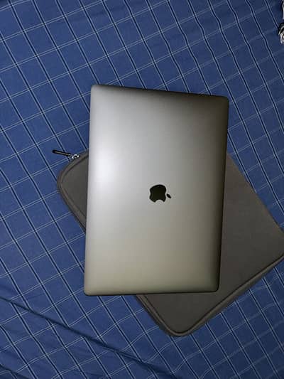 MACBOOK PRO 2019 15" CORE i9 1TB