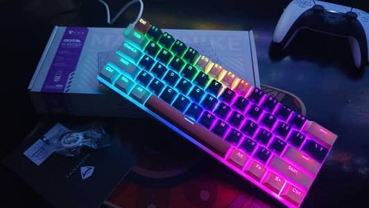 Machinake k500 Gaming machanical keyboard ALMOST NEW! Red Keys