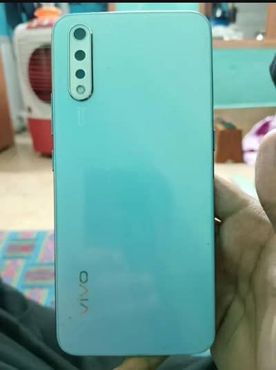 Vivo S1