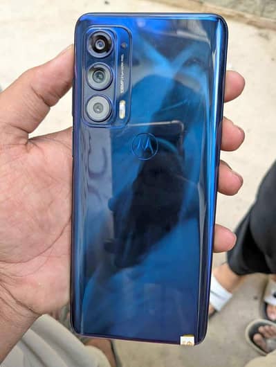 moto edge 2021