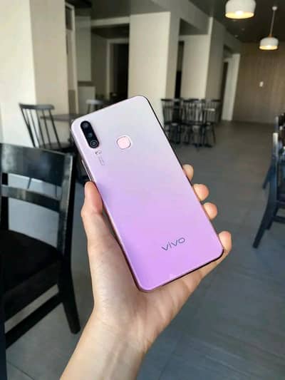 VIVO Y17 8/256 WITH BOX ALL OK