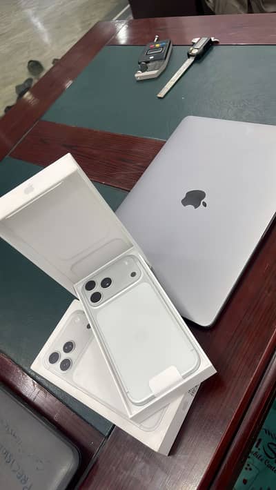 iphone 17 pro max jv new 2 mobiles