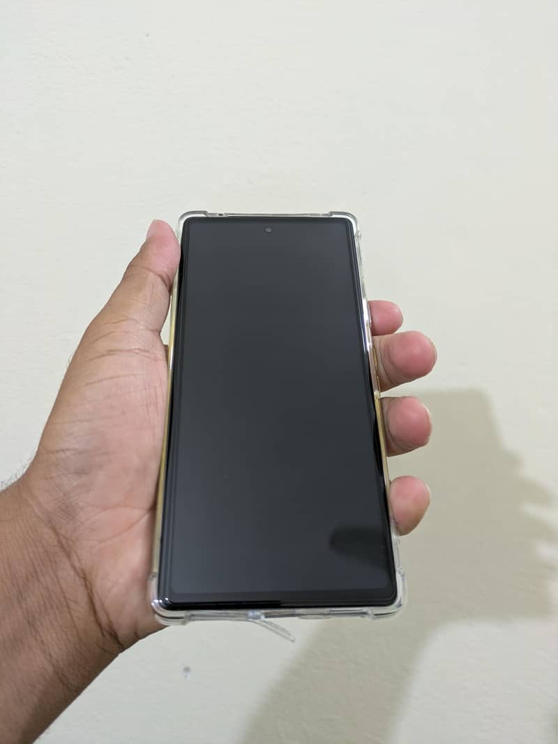 Google pixel 7a 5