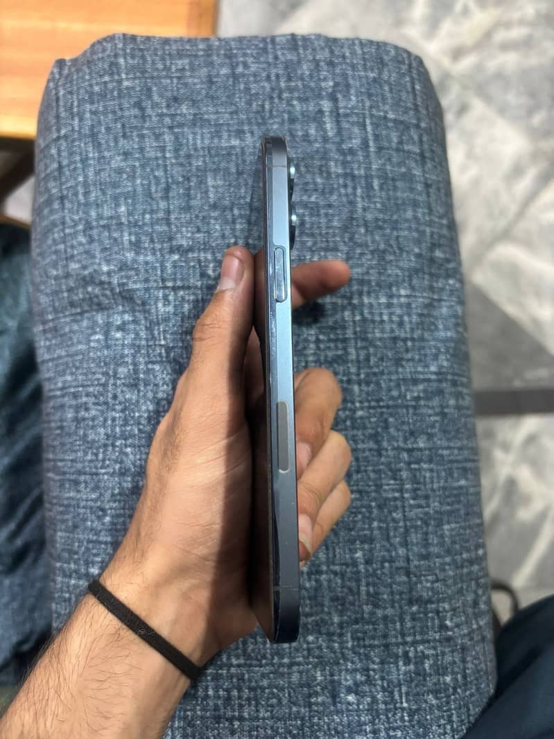iPhone 12pro max 5