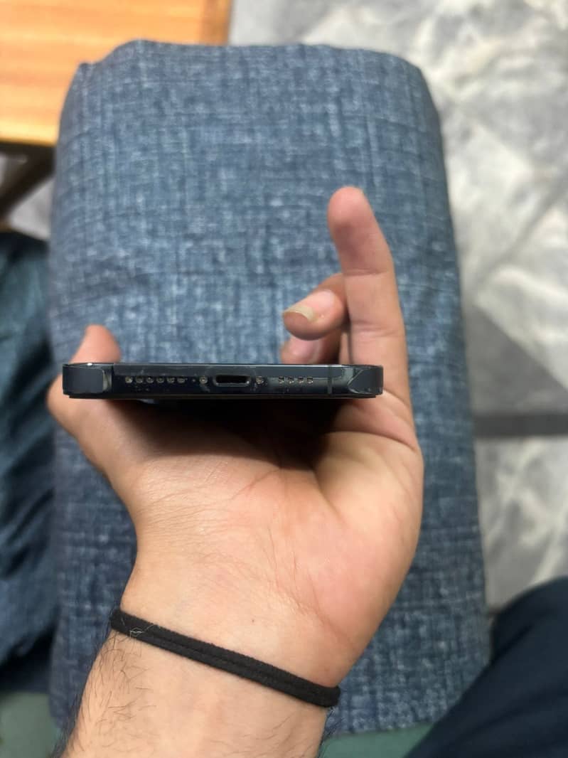 iPhone 12pro max 6