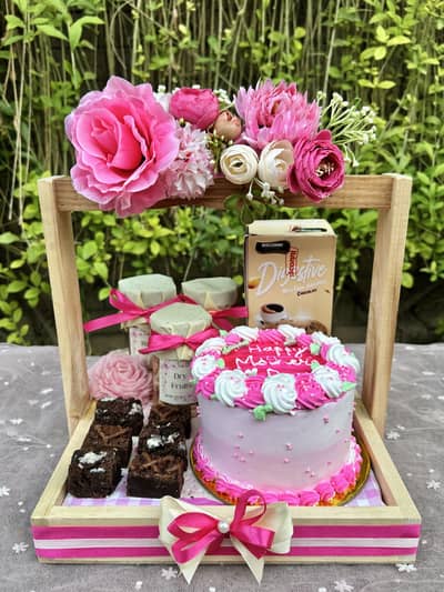 Wooden Gift Basket 10 in x 10 in