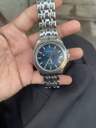 I am selling Watch