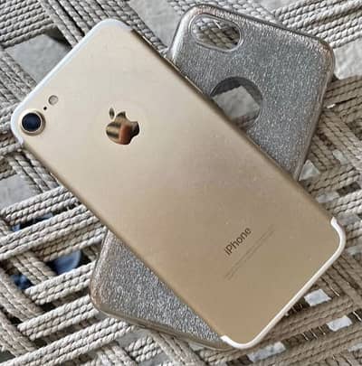 Iphone 7 All geniune pta approved Forsale and exchange possible