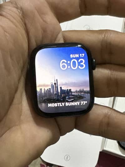 Apple Watch Series 8 45mm Excellent Condition – Box Available