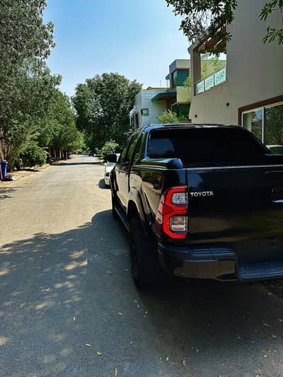 HILUX VIGO AUTOMATIC 3.0 Thai