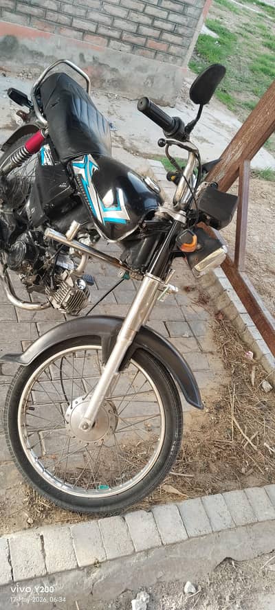 United bike|good condition| 70. cc| in bahawalpur 12 more stop/bwp cant