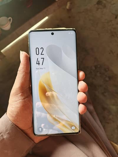 Infnix zero 30 8gb 256 gb with box and charger  10 by 10 mobile