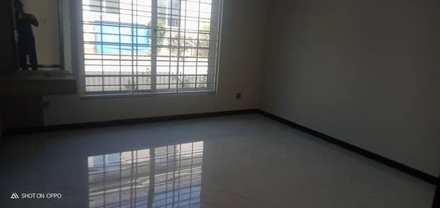 11 Marla Ground Portion available For Rent G16 Islamabad